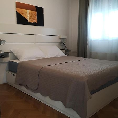 Apartmani Nadalina Veli Lošinj Exterior foto