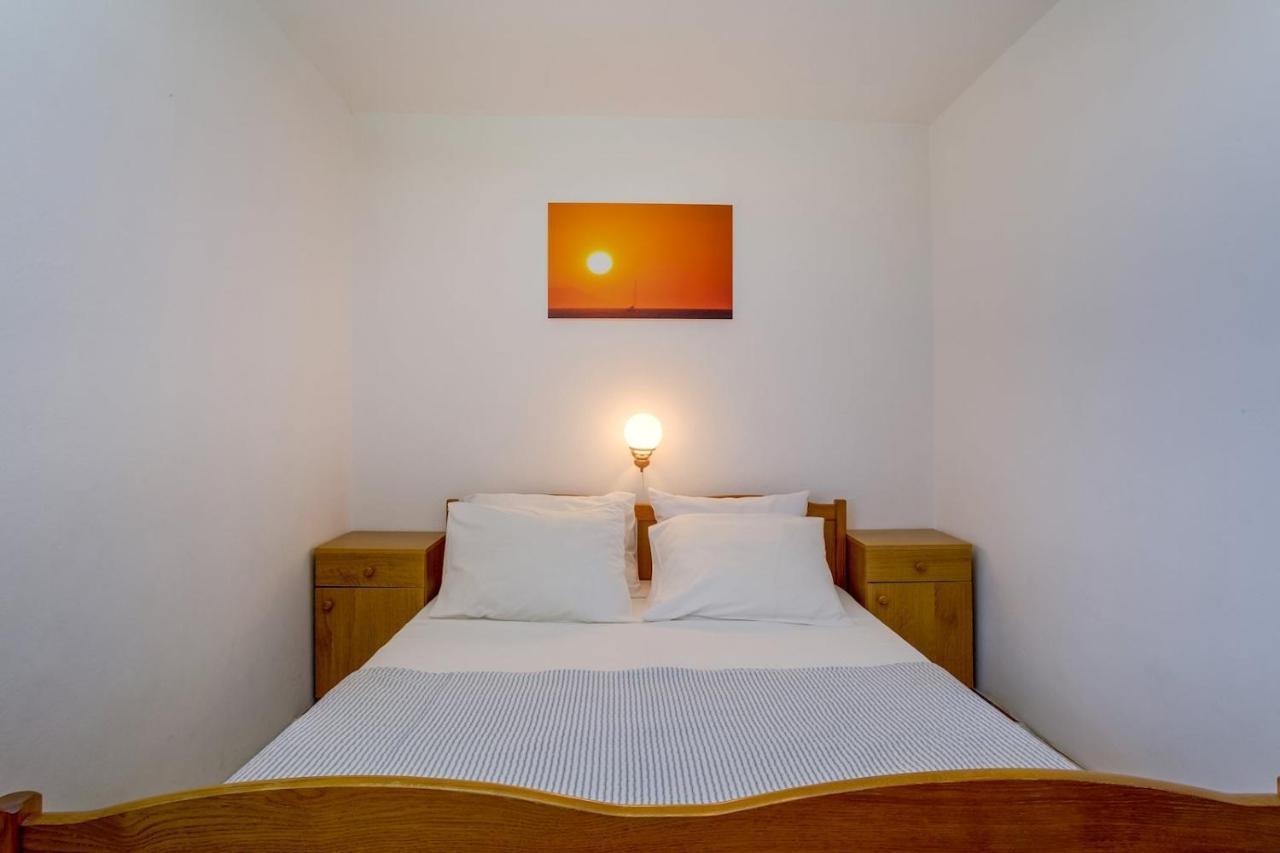 Apartmani Nadalina Veli Lošinj Exterior foto